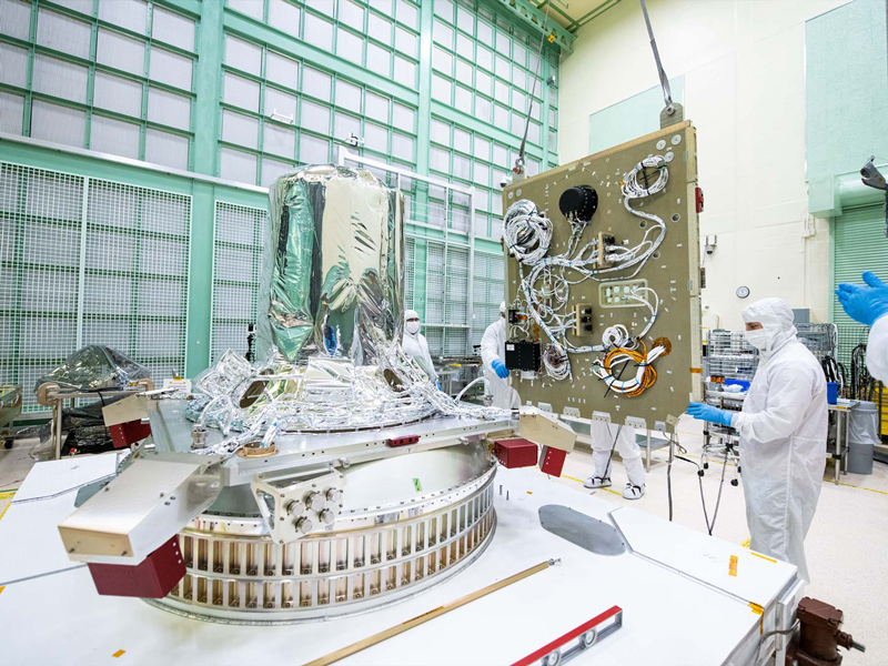 Installing of panel (-Z) onto the PACE propulsion module deck.