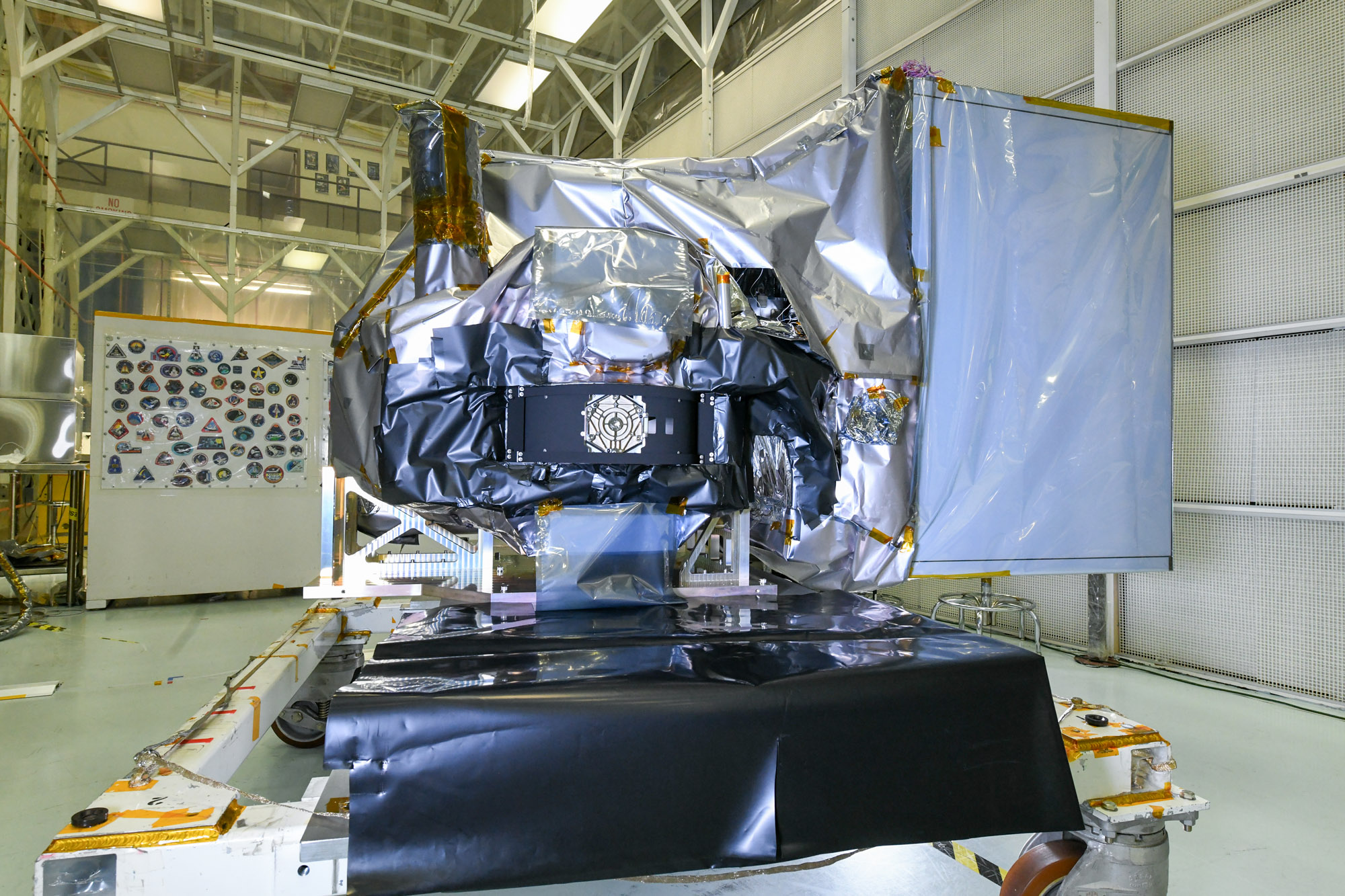 nasa goddard clean room