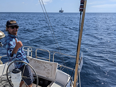 Skipper Gordon and R/V Blissfully’s final HyperPro profile for PACE-PAX. It was the 304th profile! Blissfully completed her final sail for PACE-PAX on September 19th. The team has provided valuable information for the deployment and we thank them for their contributions.